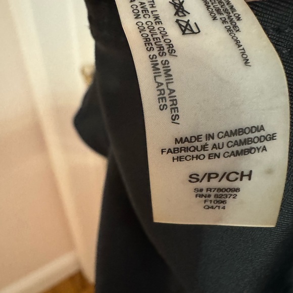 NWT RAISINS  Black one piece with Ruffle. JRs Size Small /Petite. New very chic - Picture 3 of 4